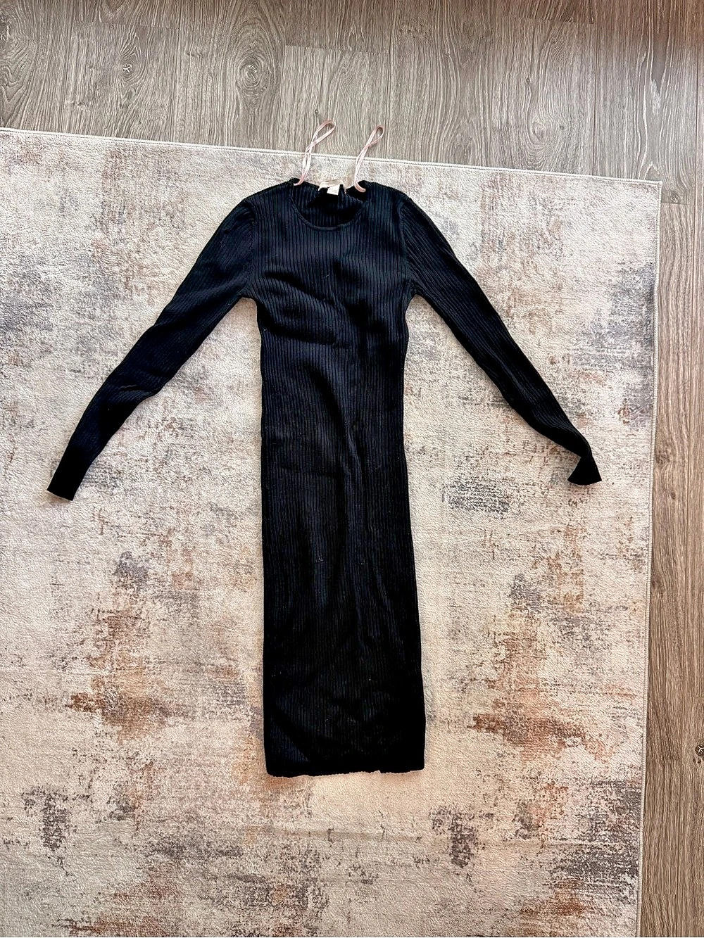 Forever 21 - Ribbed Maxi Dress in Black | Size Small | Like New